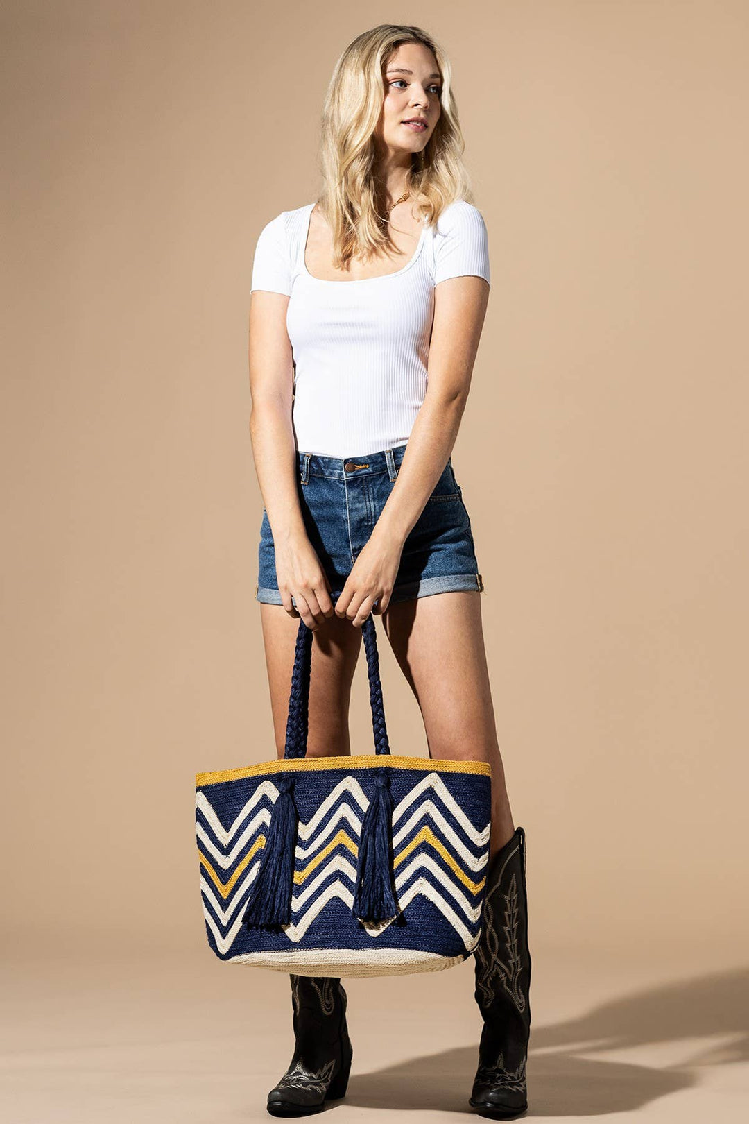 Malaka Shoulder Bag