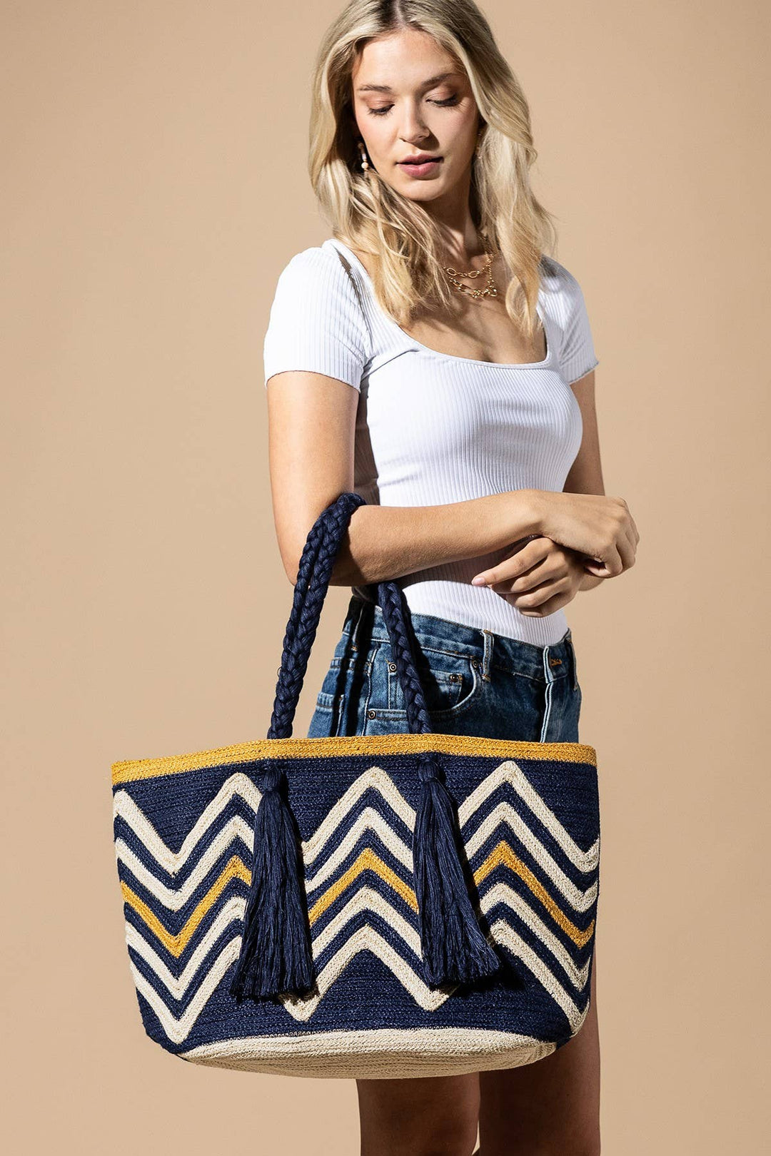 Malaka Shoulder Bag