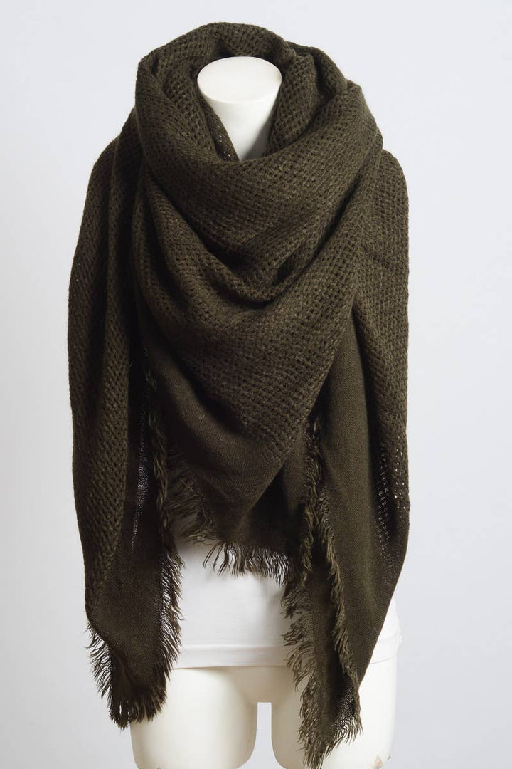 🍂 Cozy Chic: Open Weave Square Scarf in 5 Colors!