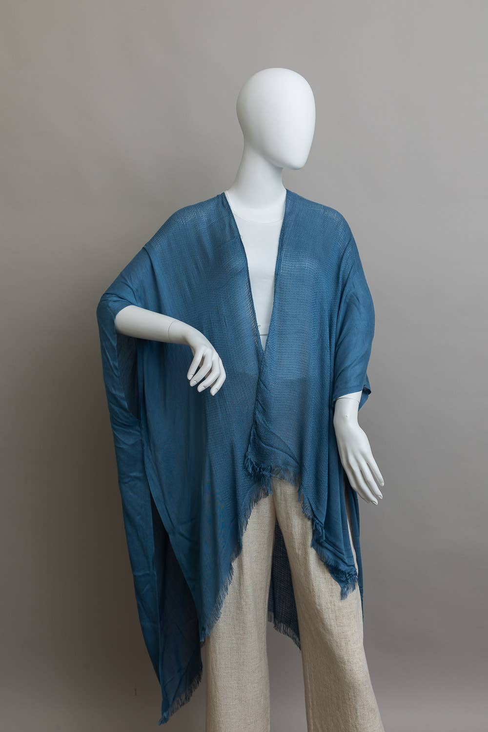 Breezy Beauty: Frayed Trim Kimono Summer Cover-Up 🪭
