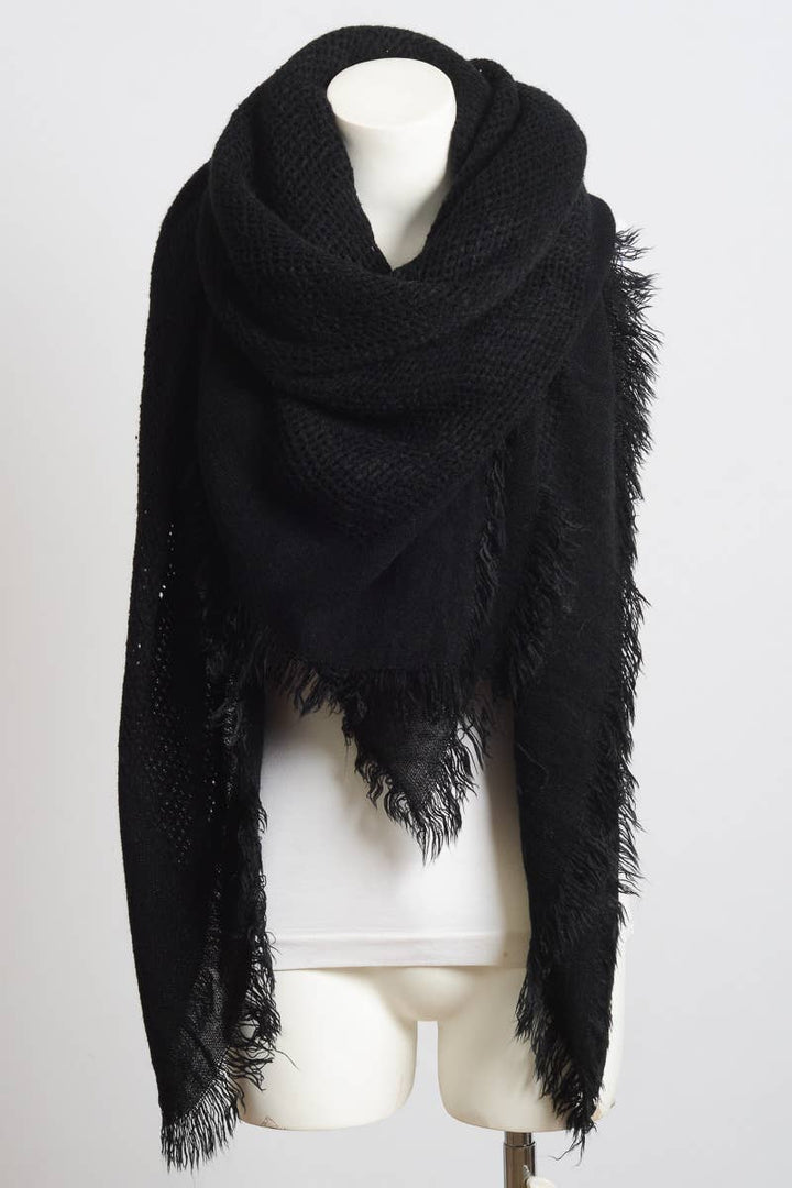 🍂 Cozy Chic: Open Weave Square Scarf in 5 Colors!