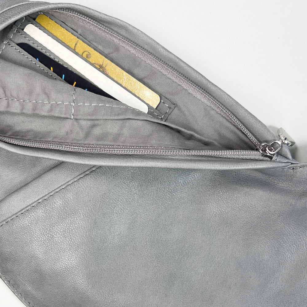 crossbody bags ,  cross body handbags , cross body pouch , crossover purses , crossbody pocketbooks , bag cross body , sling bag ,  crossbody bag,  crossbody bags for women