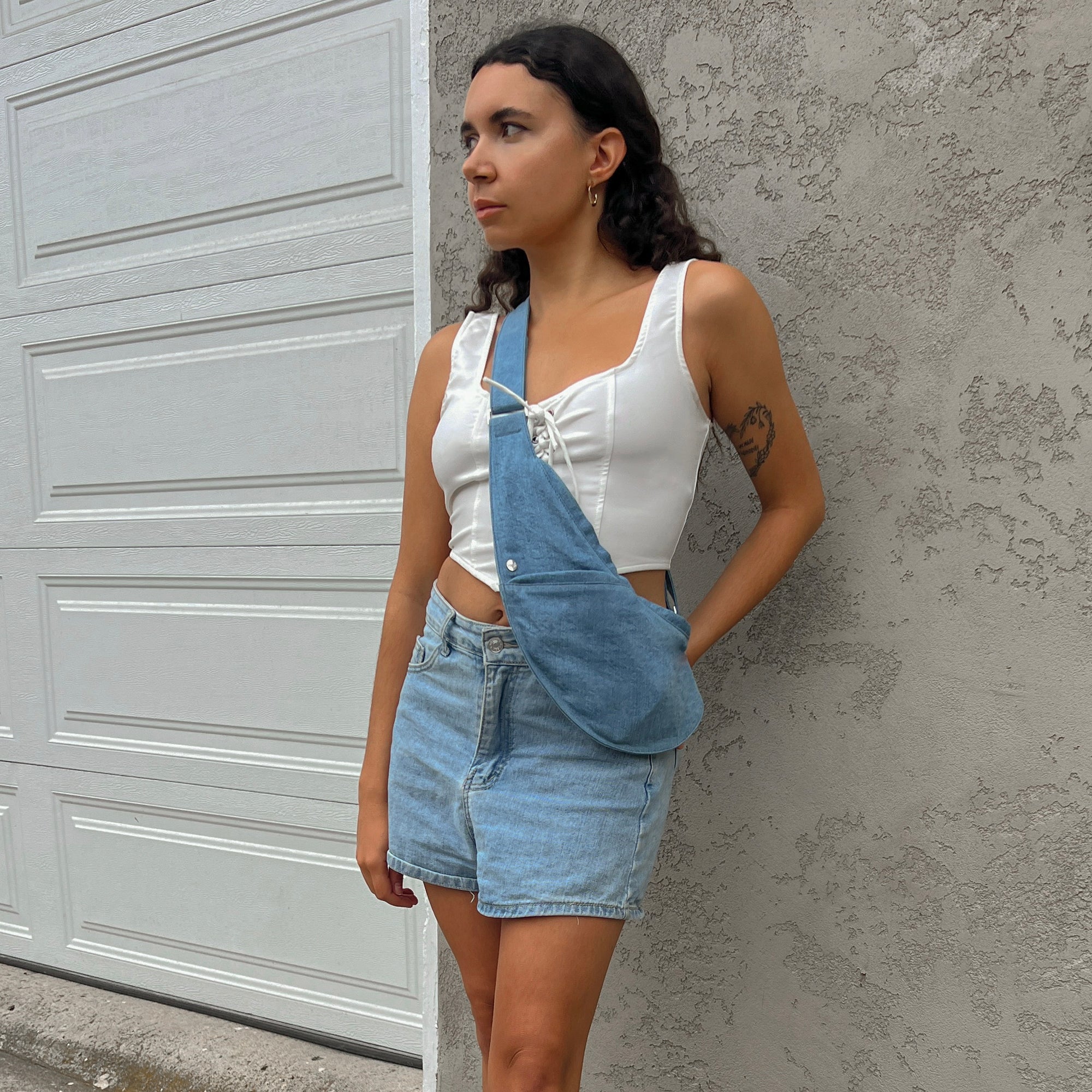 【BAON】Leha Washing Half Denim Pants Hayla Denim Pants - Medium Wash – The Frankie Shop