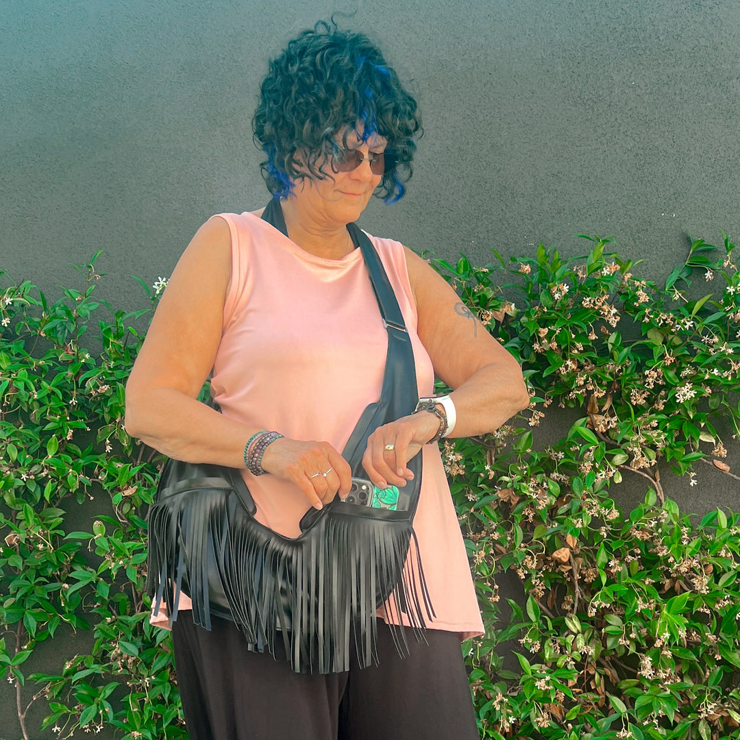 crossbody bags ,  cross body handbags , cross body pouch , crossover purses , crossbody pocketbooks , bag cross body , sling bag ,  crossbody bag,  crossbody bags for women