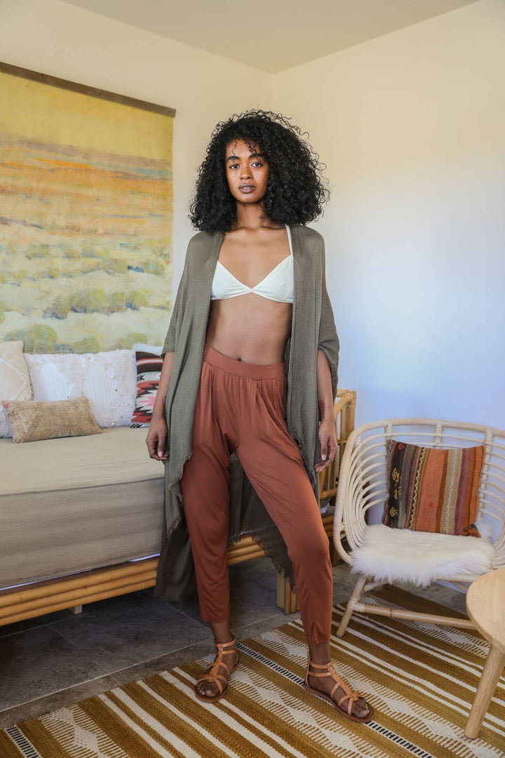 Breezy Beauty: Frayed Trim Kimono Summer Cover-Up 🪭